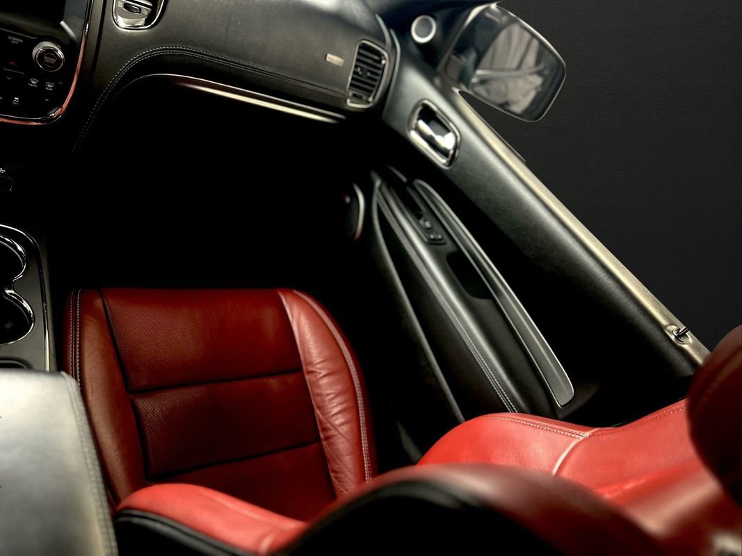 Used 2018 Dodge Durango SRT w/ SRT Interior Appearance Group image 17