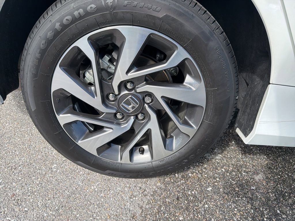 Used 2018 Honda Civic EX image 9