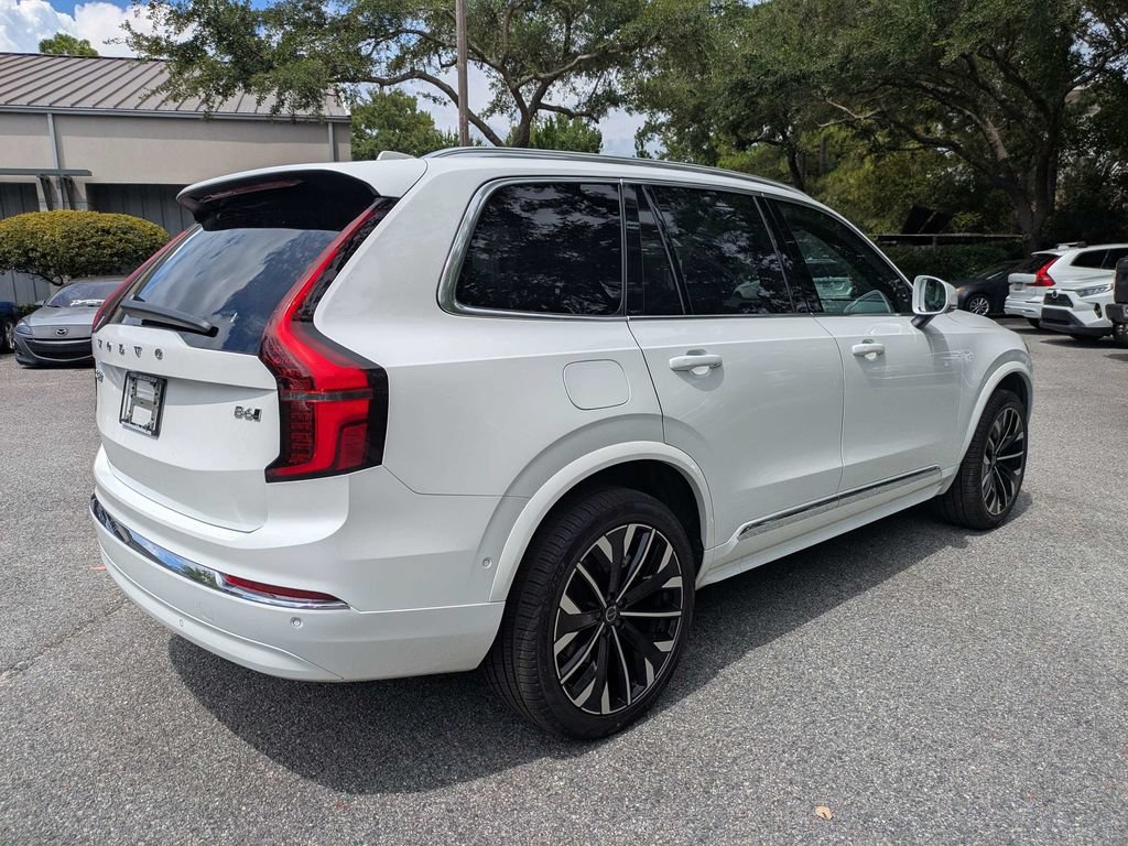 Certified 2026 Volvo XC90 B6 Ultra w/ Protection Package AWD/4WD image 4