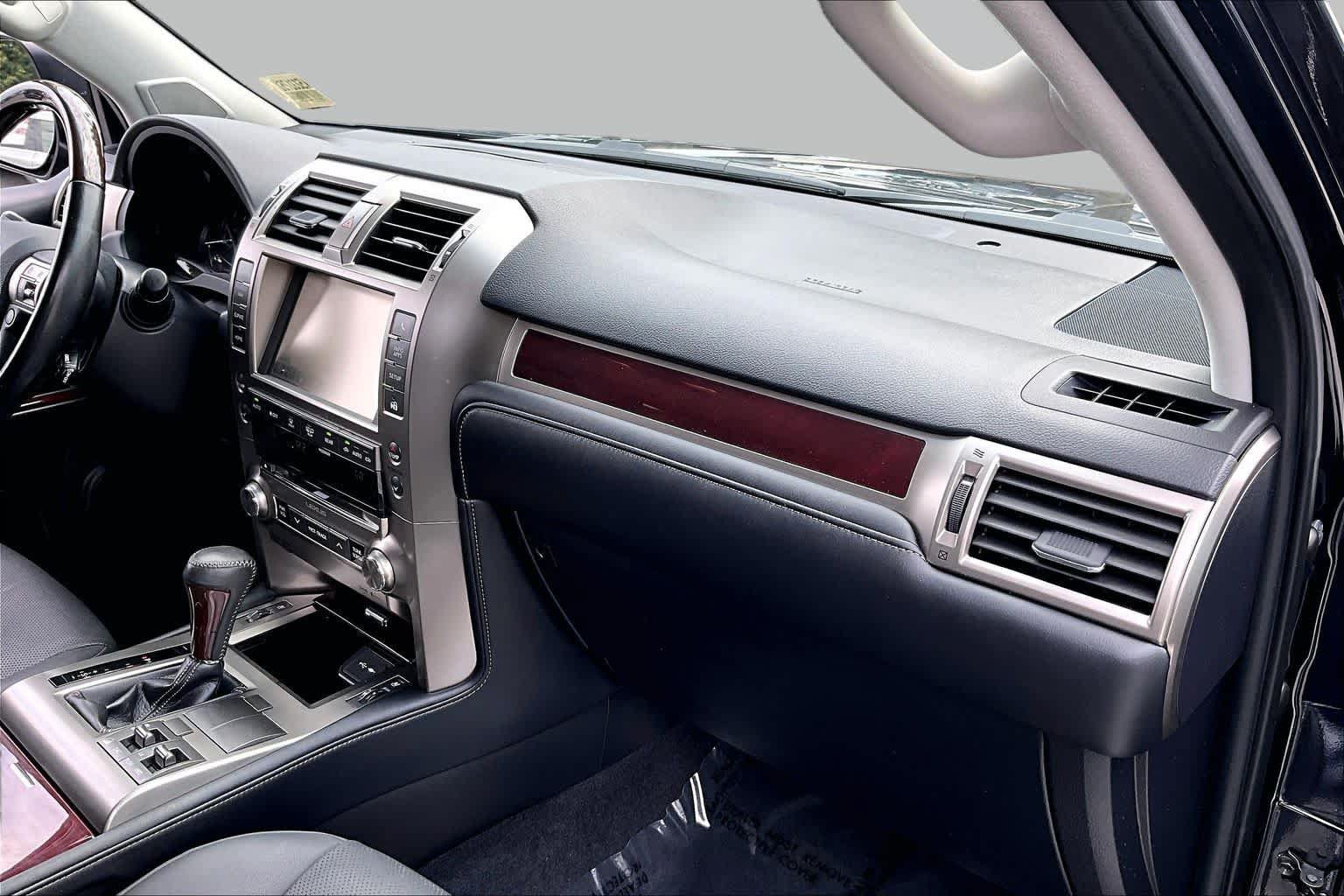 Used 2019 Lexus GX 460 Premium AWD/4WD image 19