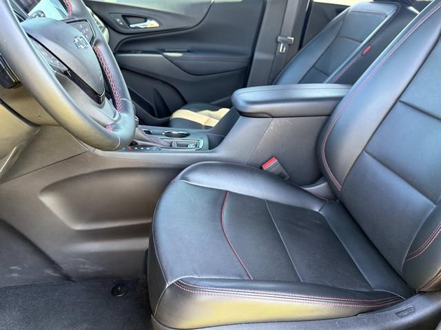 Used 2023 Chevrolet Equinox RS w/ RS Leather Package FWD image 22