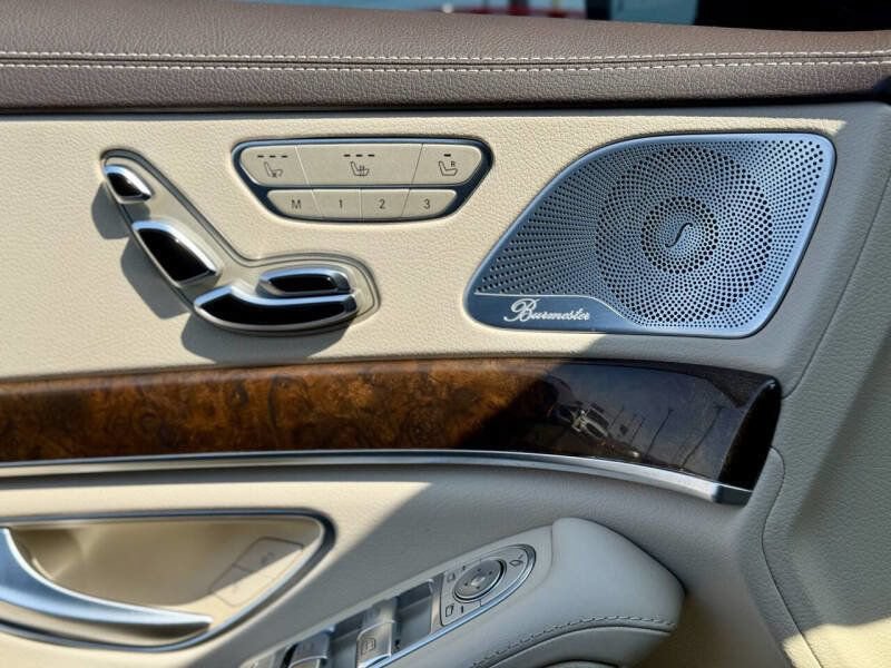 Used 2015 Mercedes-Benz S 550 4MATIC Sedan image 18