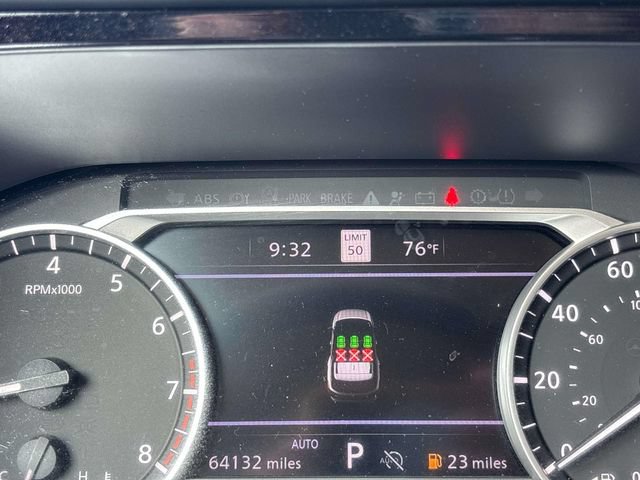Used 2022 Nissan Pathfinder SL w/ SL Black Package AWD/4WD image 26