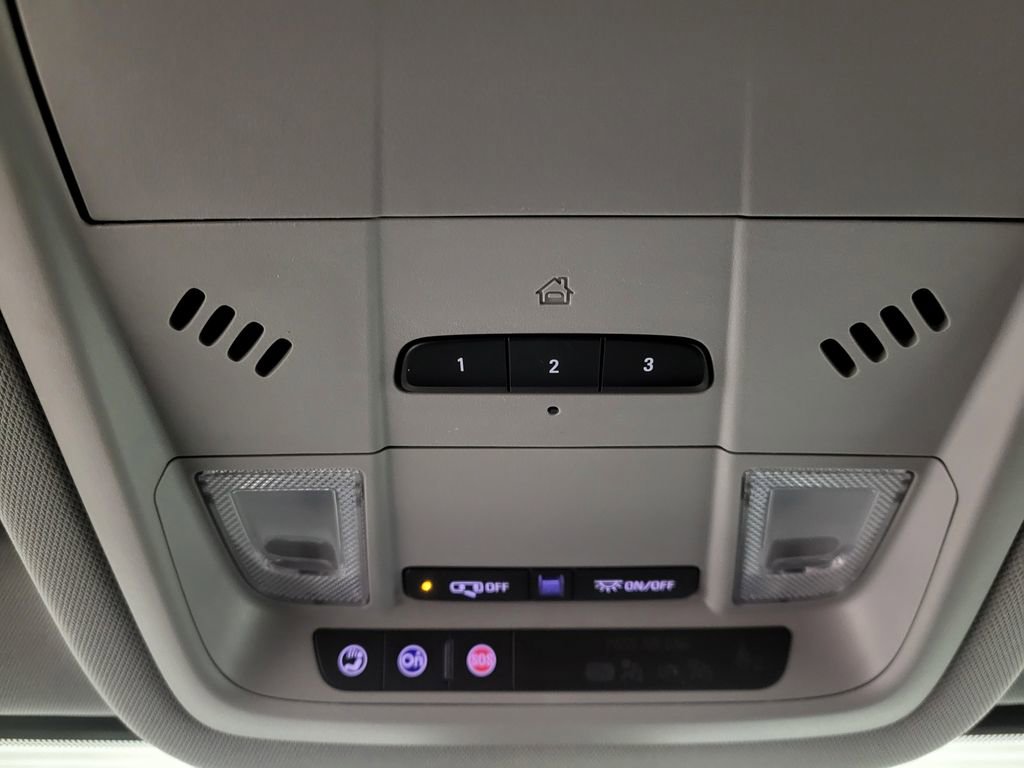 Certified 2023 GMC Acadia SLT image 13