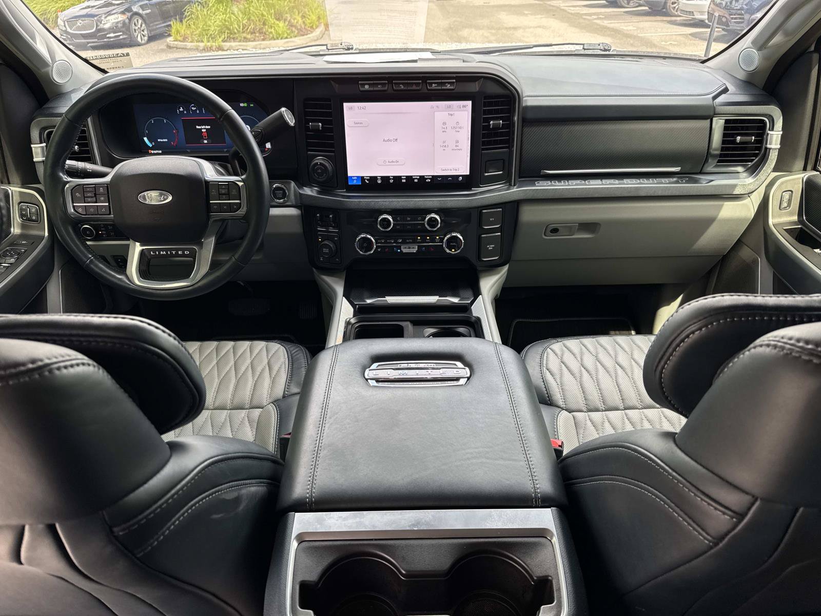 Used 2024 Ford F250 Limited w/ FX4 Off-Road Package AWD/4WD image 14