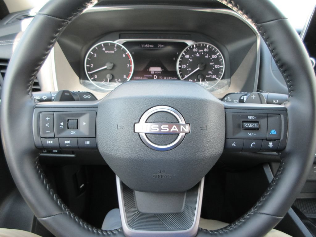 Used 2025 Nissan Rogue SV FWD image 22