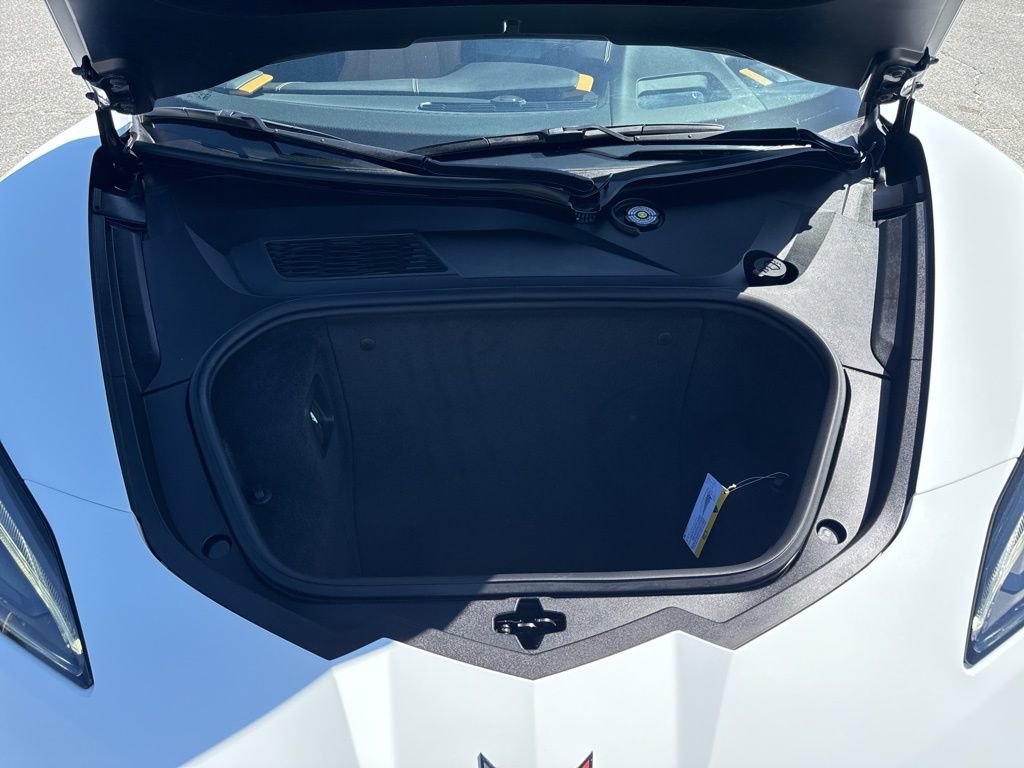 Used 2022 Chevrolet Corvette Stingray Preferred Cpe w/ Z51 Performance Package image 29
