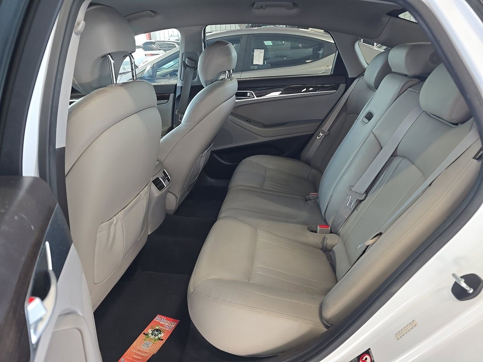 Used 2016 Hyundai Genesis 3.8 RWD image 15
