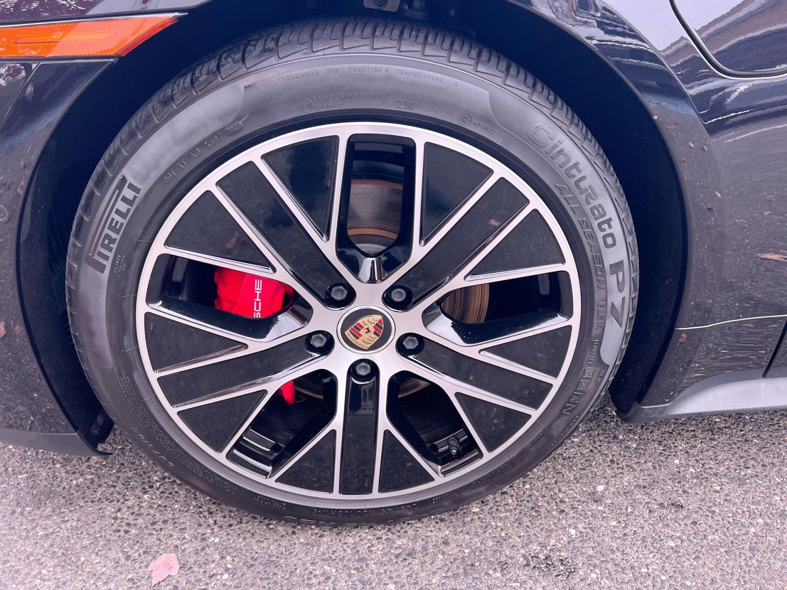 Used 2022 Porsche Taycan 4S image 12