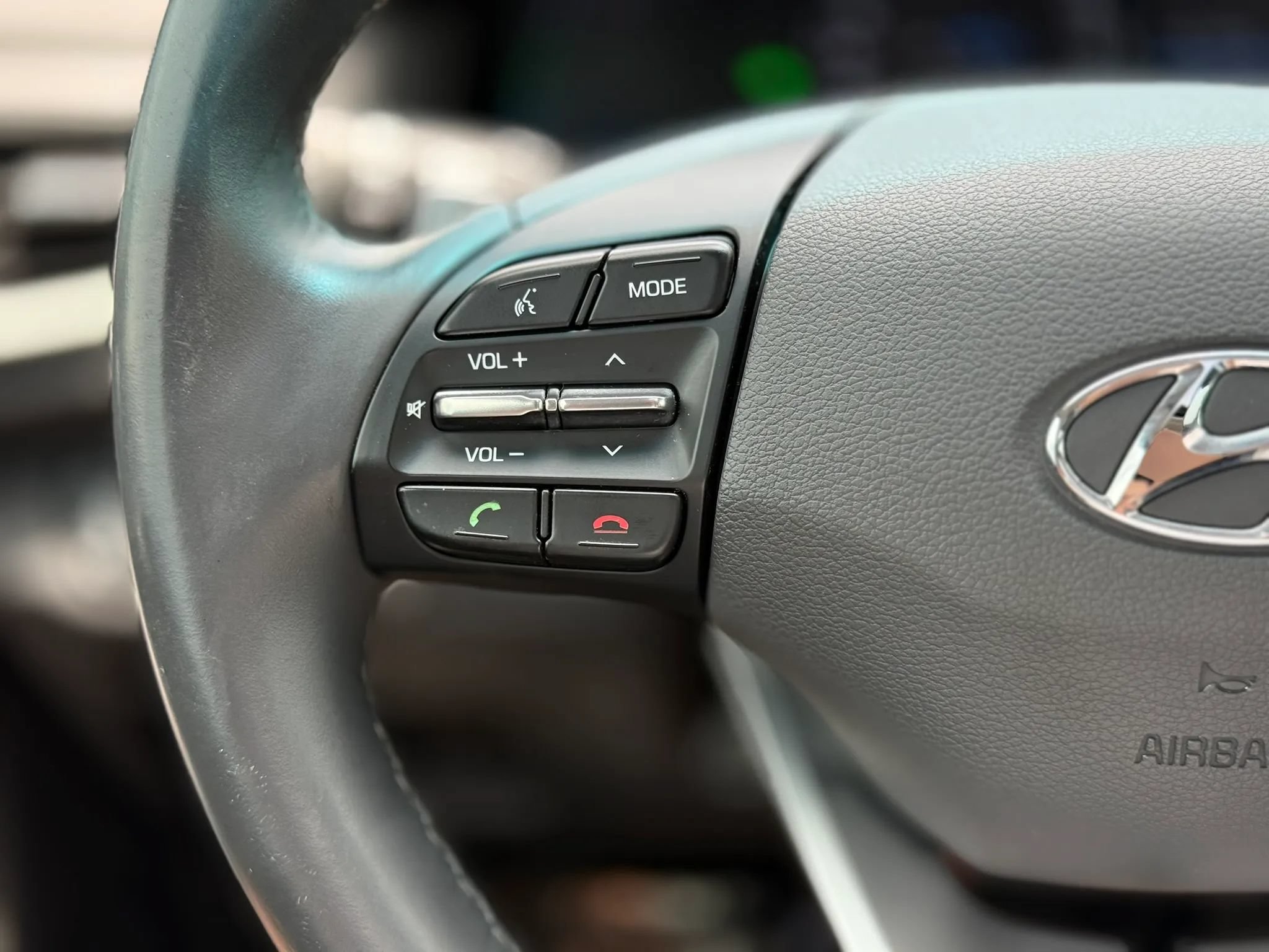 Used 2019 Hyundai Ioniq Limited w/ Ultimate Package 02 FWD image 19