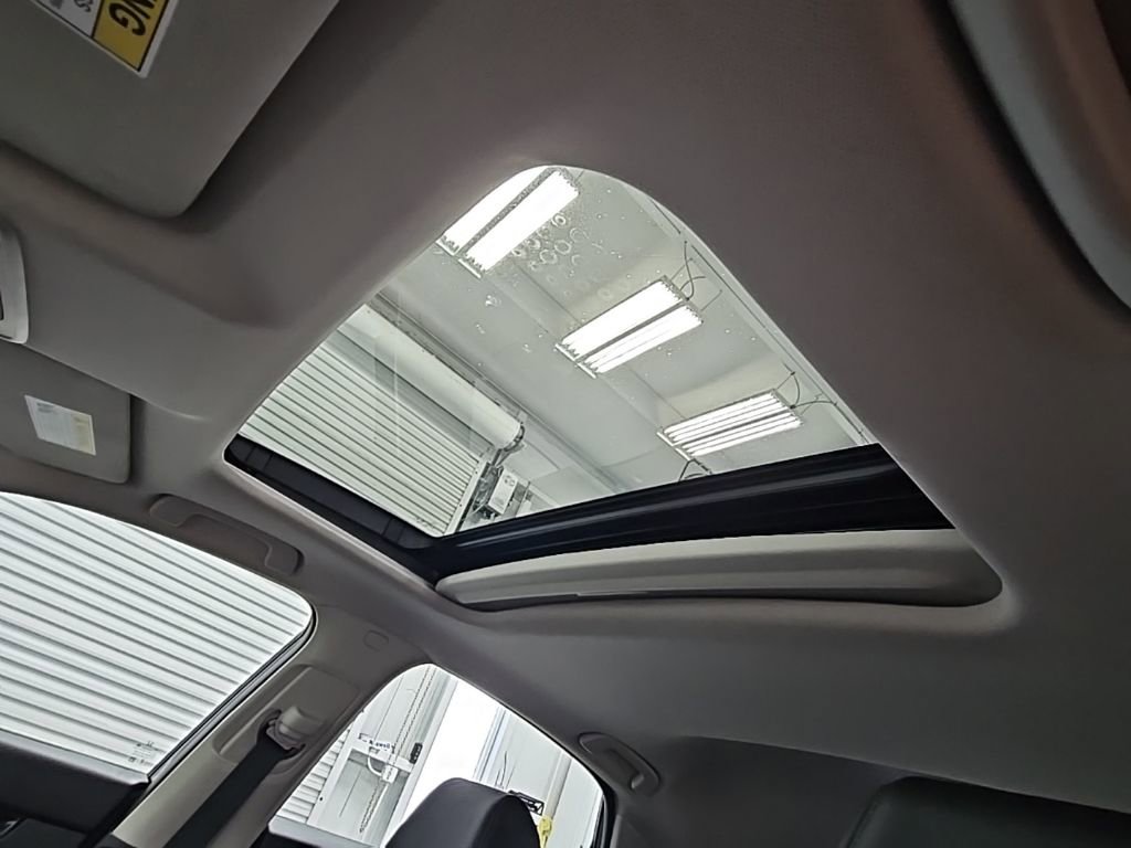 Used 2024 Honda Civic EX-L image 26