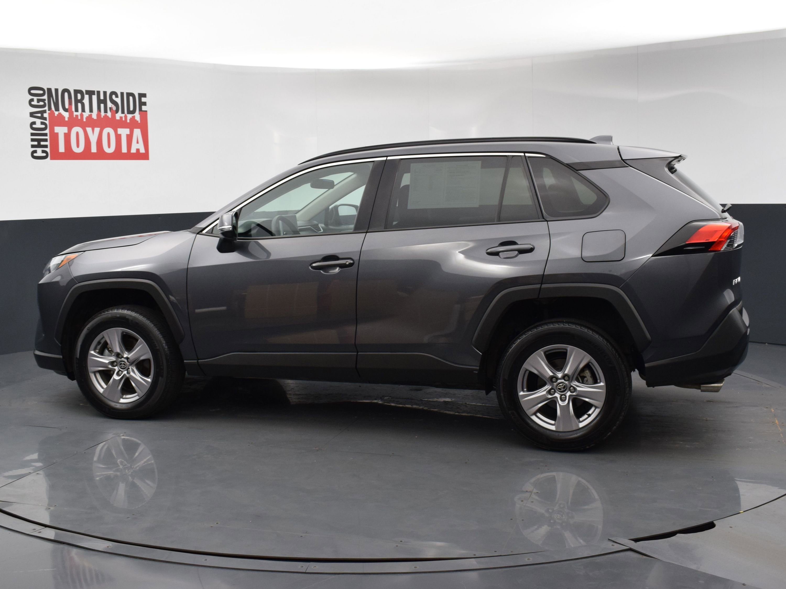 Used 2025 Toyota RAV4 XLE FWD image 2