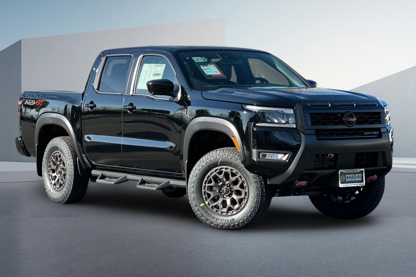 New 2026 Nissan Frontier PRO-4X w/ Pro Premium Package image 2