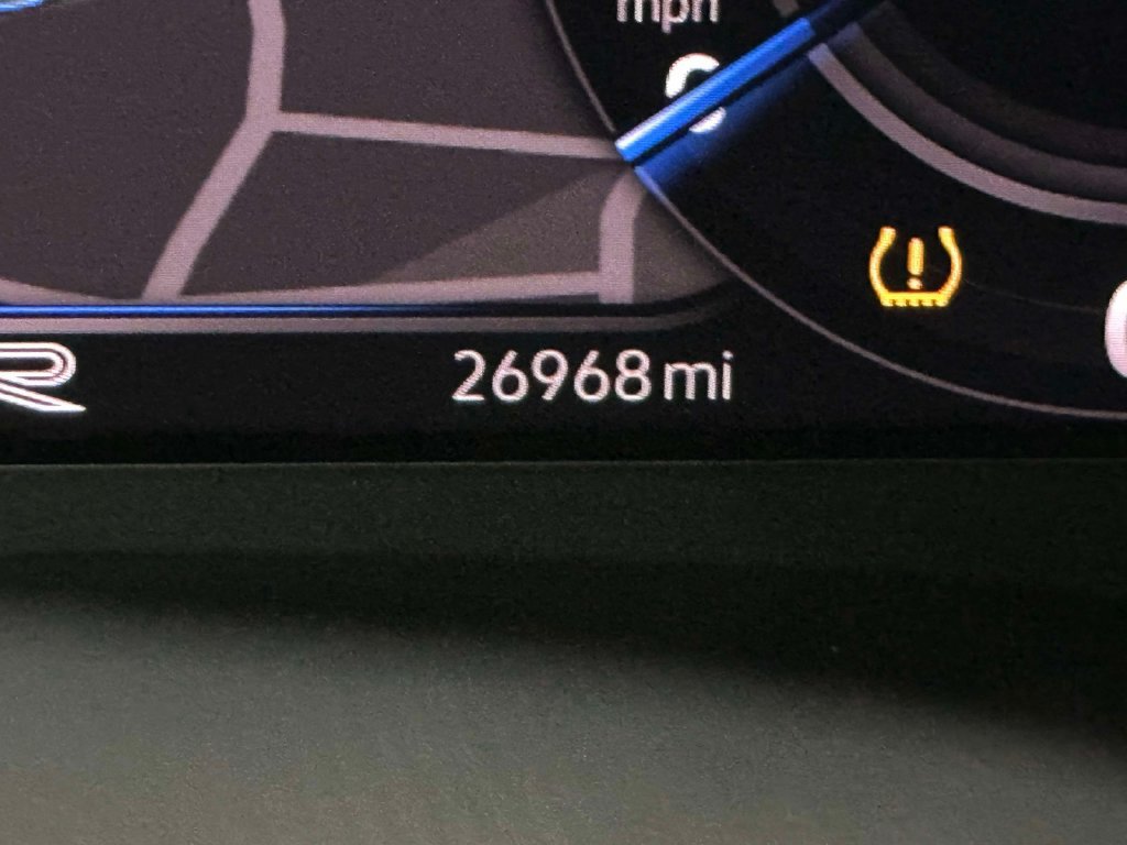 Used 2023 Volkswagen Atlas SEL R-Line AWD/4WD image 26