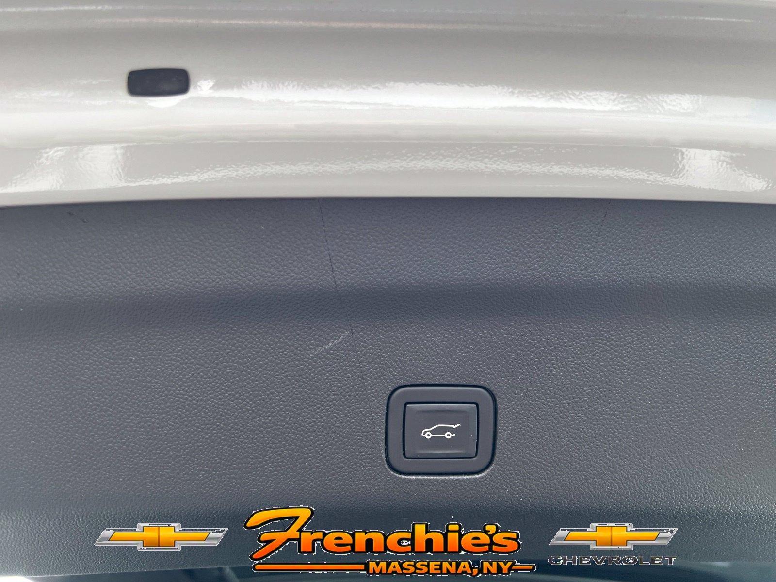 Used 2025 Chevrolet Tahoe Premier w/ Sun And Tow Package AWD/4WD image 7