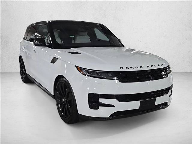 Used 2023 Land Rover Range Rover Sport SE AWD/4WD image 3
