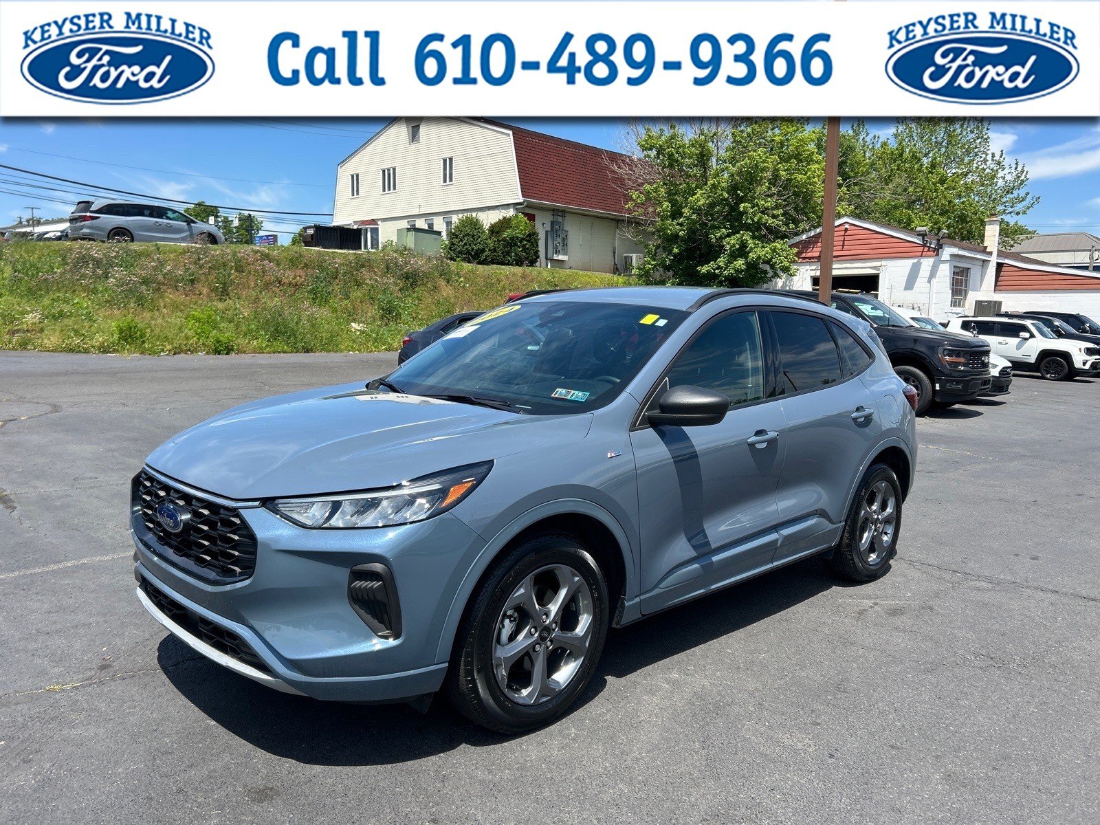 Certified 2024 Ford Escape ST-Line w/ Tech Pack #1 AWD/4WD image 1