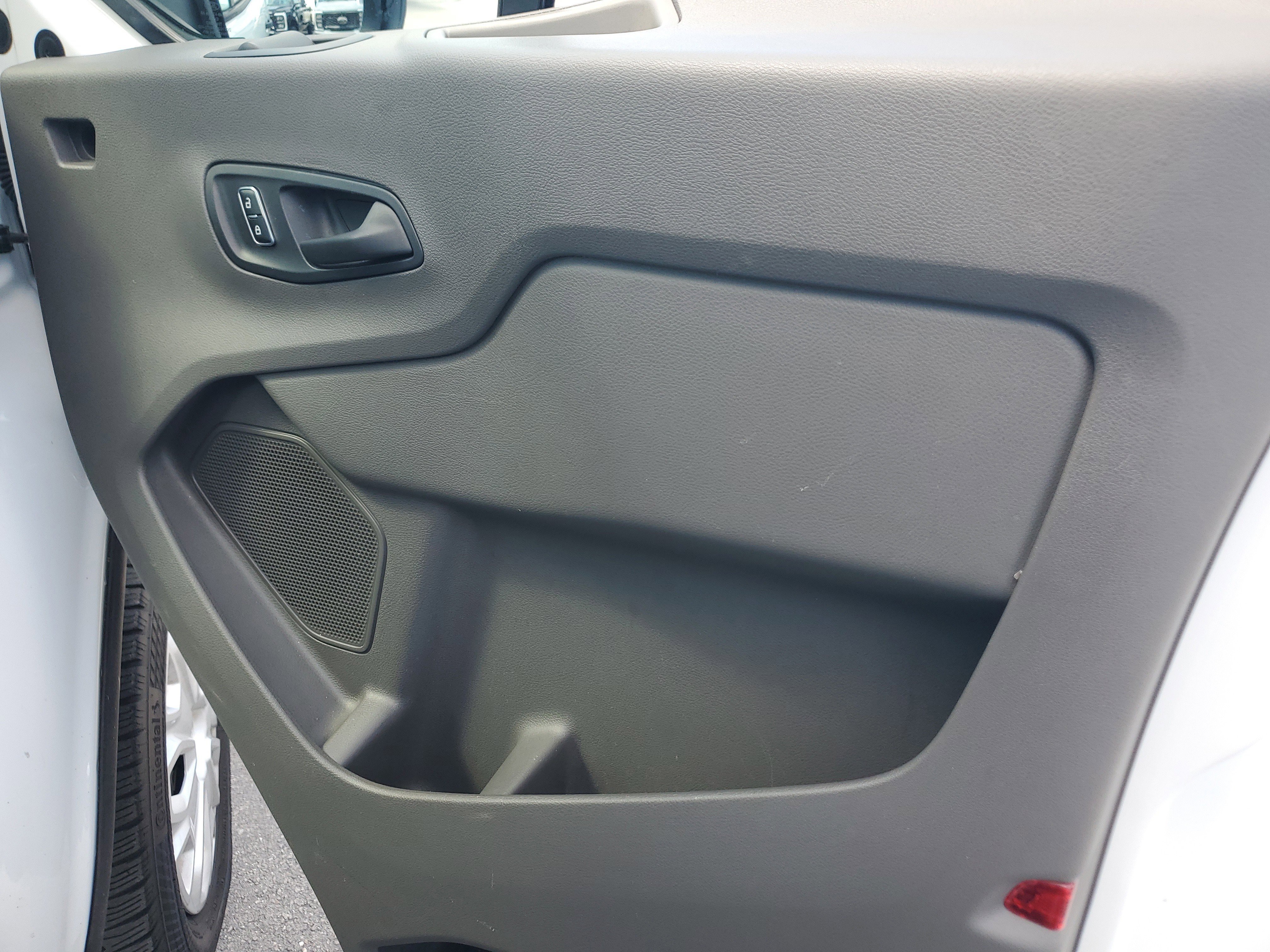 Used 2024 Ford Transit 250 Low Roof w/ Exterior Upgrade Package image 27