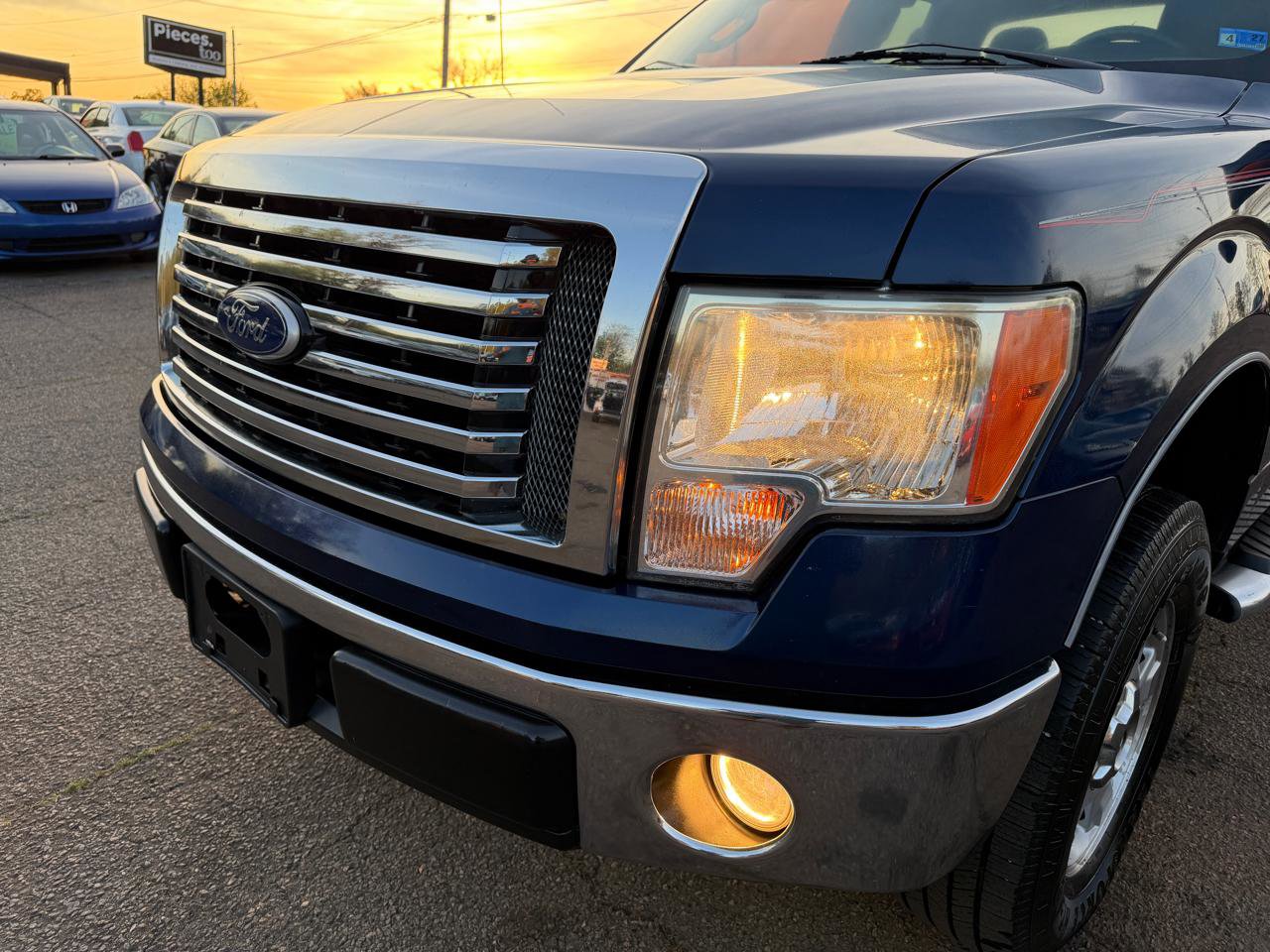 Used 2010 Ford F150 XLT image 9