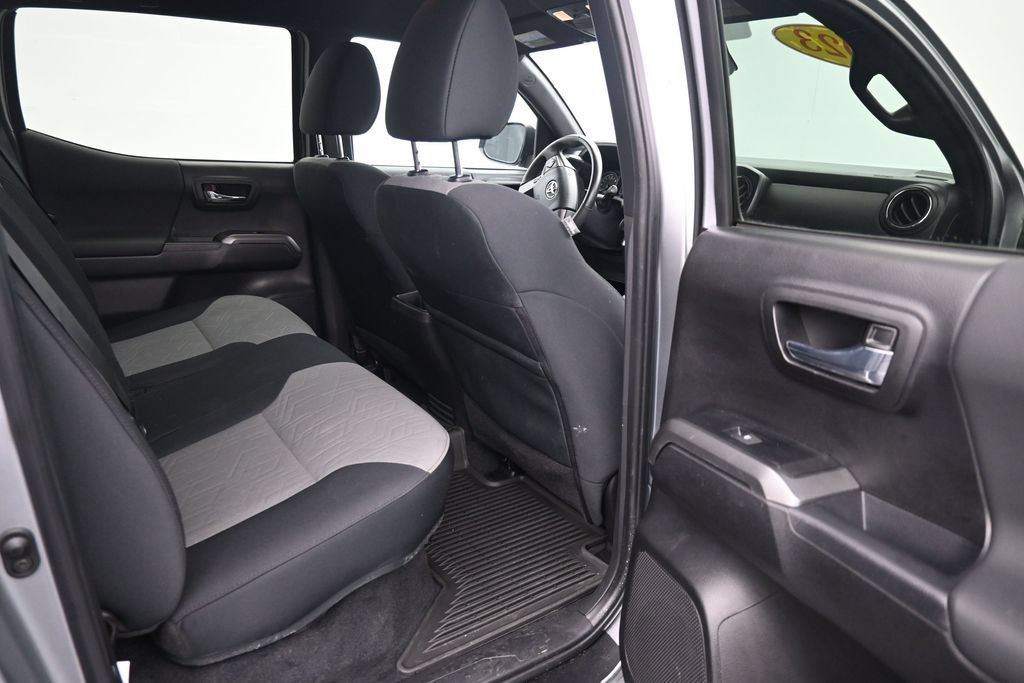Used 2023 Toyota Tacoma TRD Sport AWD/4WD image 12