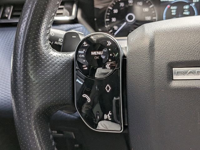 Used 2020 Land Rover Range Rover Velar S image 18