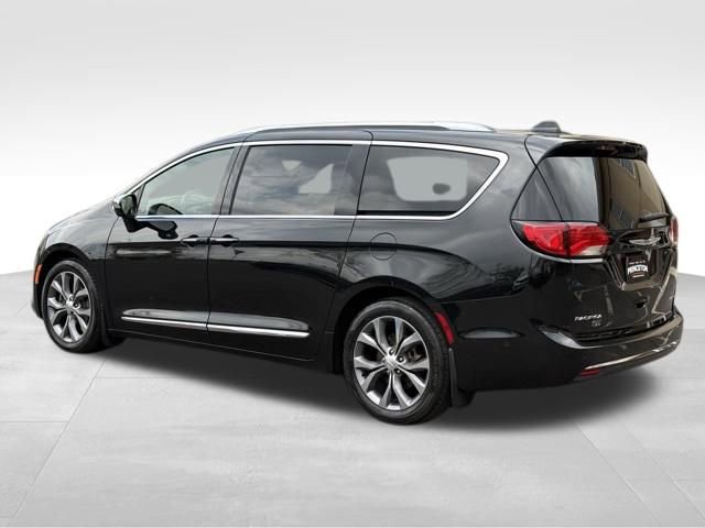 Used 2020 Chrysler Pacifica Limited FWD image 5