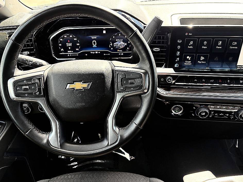 Used 2023 Chevrolet Silverado 1500 LT AWD/4WD image 14
