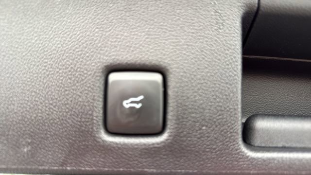 Used 2025 Ford Escape Platinum image 14