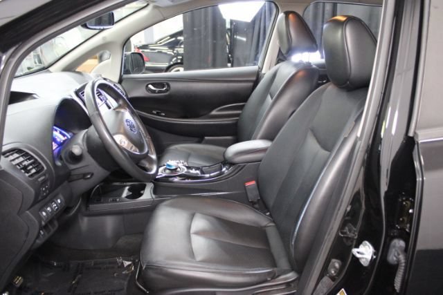 Used 2015 Nissan Leaf SL w/ Premium Package FWD image 15