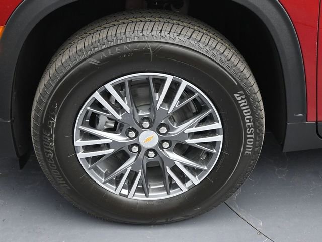 New 2026 Chevrolet Traverse LT w/ Driver Confidence Package FWD image 36