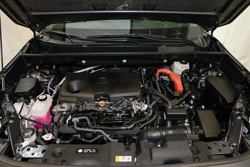 Used 2024 Toyota RAV4 LE image 17