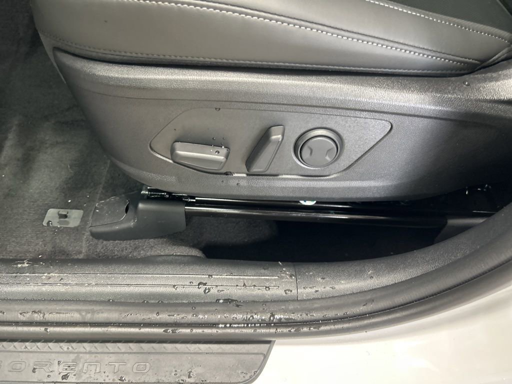 New 2026 Kia Sorento EX image 10