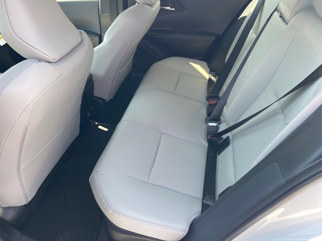 New 2026 Toyota Prius XLE FWD image 10