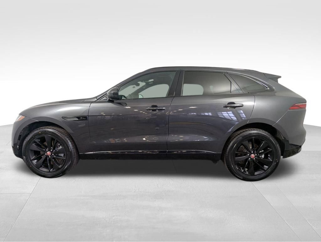 Used 2023 Jaguar F-PACE S image 19