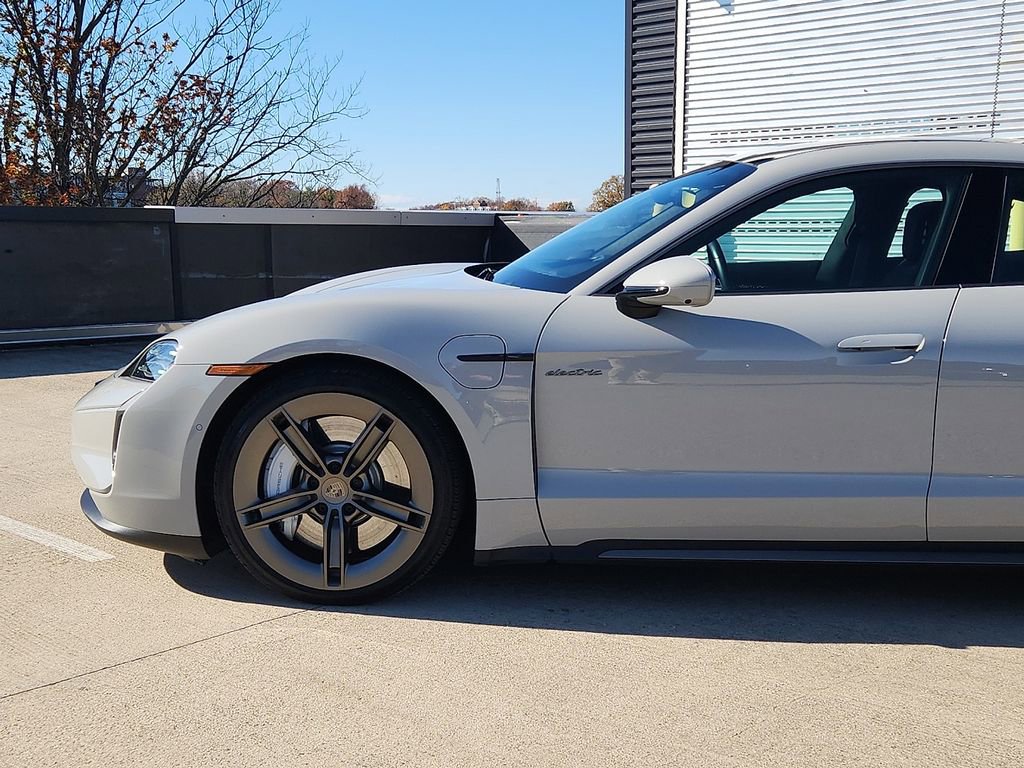 Certified 2025 Porsche Taycan Turbo image 6