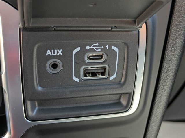 New 2025 Jeep Gladiator Sport image 17