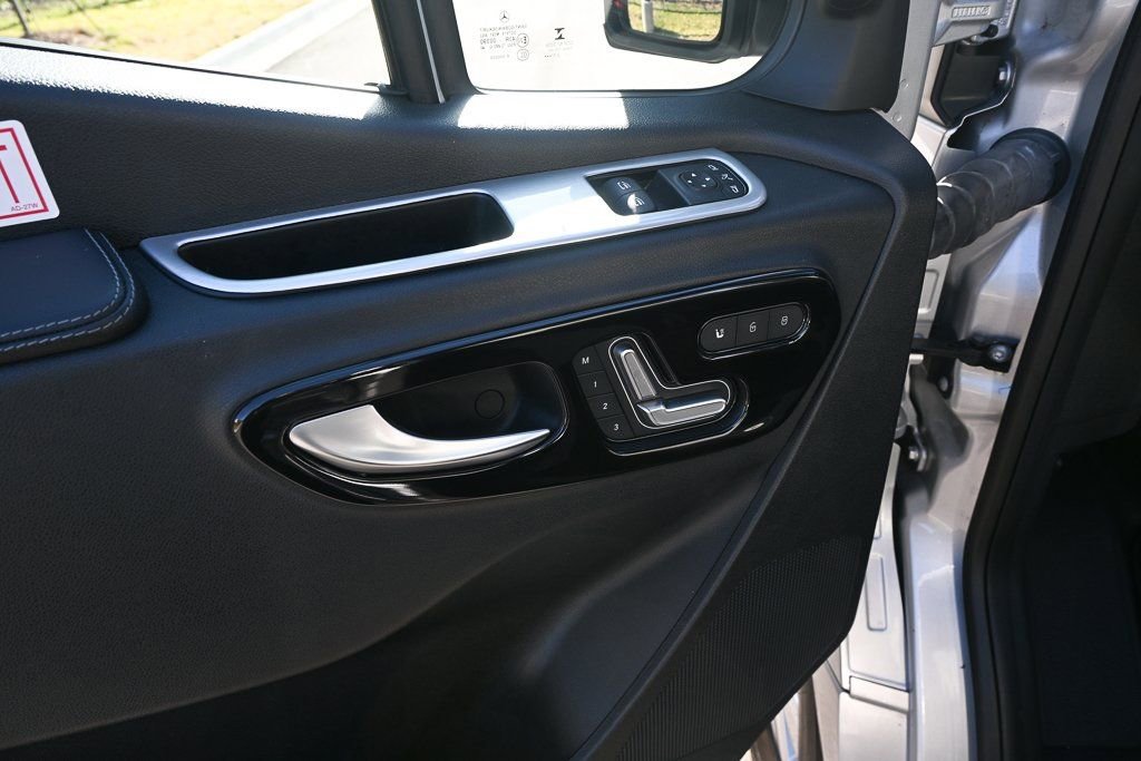 Used 2021 Mercedes-Benz Sprinter 2500 image 8