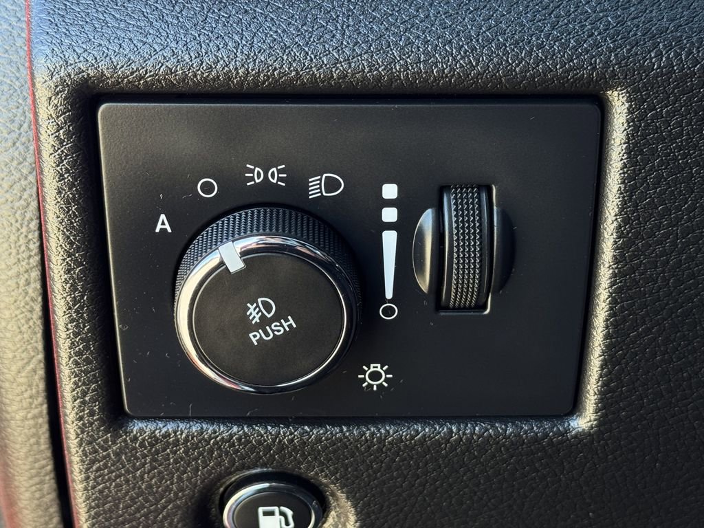 Used 2021 Jeep Grand Cherokee Trailhawk image 25