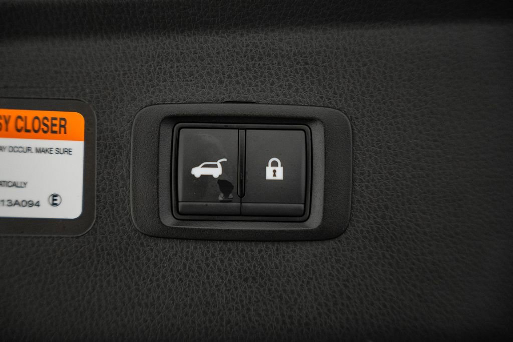 Used 2025 Mitsubishi Eclipse Cross SE image 13