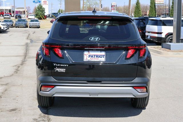 New 2026 Hyundai Tucson SE image 4
