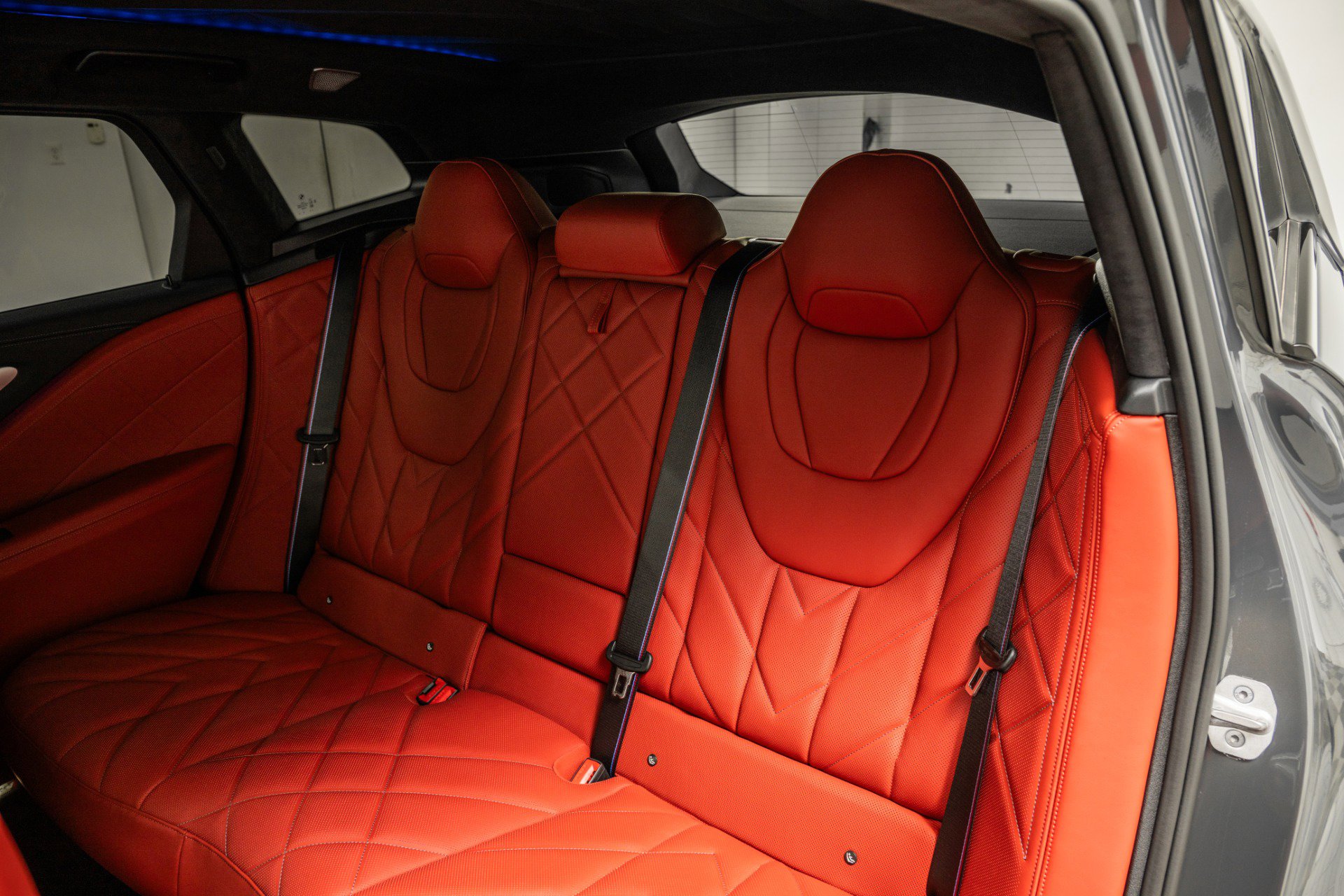 Used 2025 BMW XM Label Red image 16