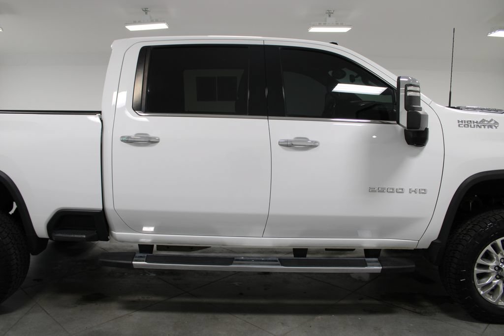 Used 2021 Chevrolet Silverado 2500 High Country w/ Z71 Off-Road Package AWD/4WD image 11