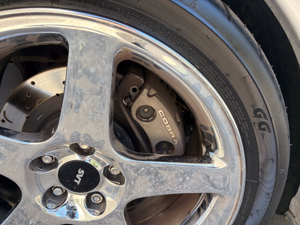 Used 2004 Ford Mustang Cobra RWD image 36
