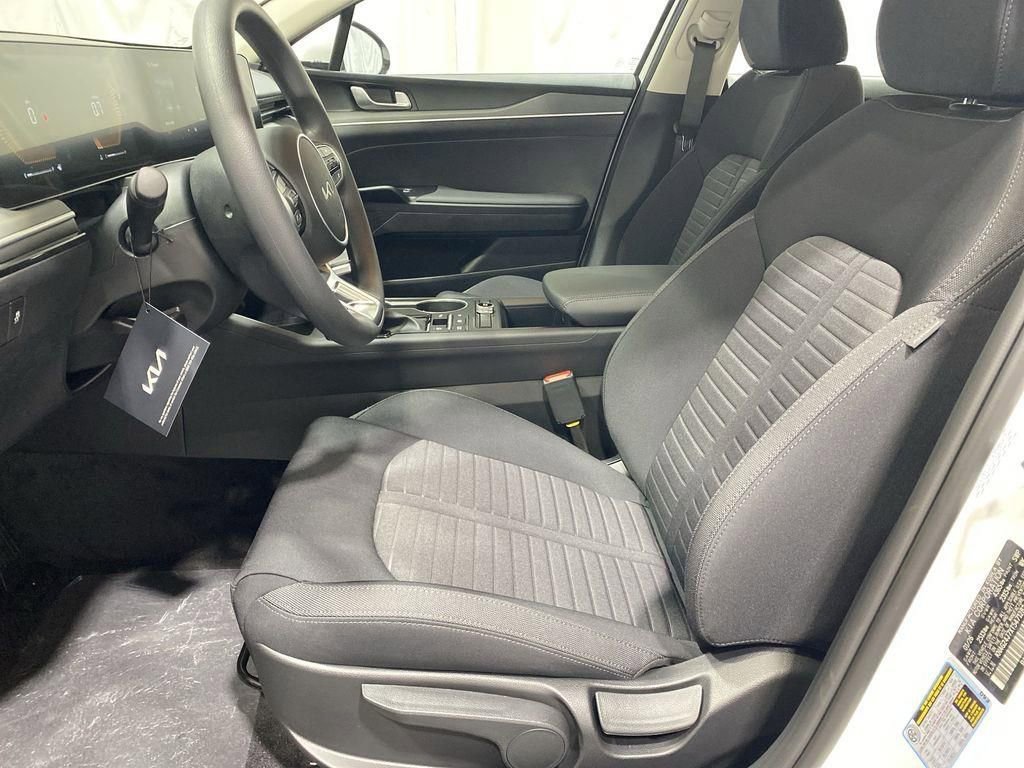 New 2026 Kia K5 LXS FWD image 12