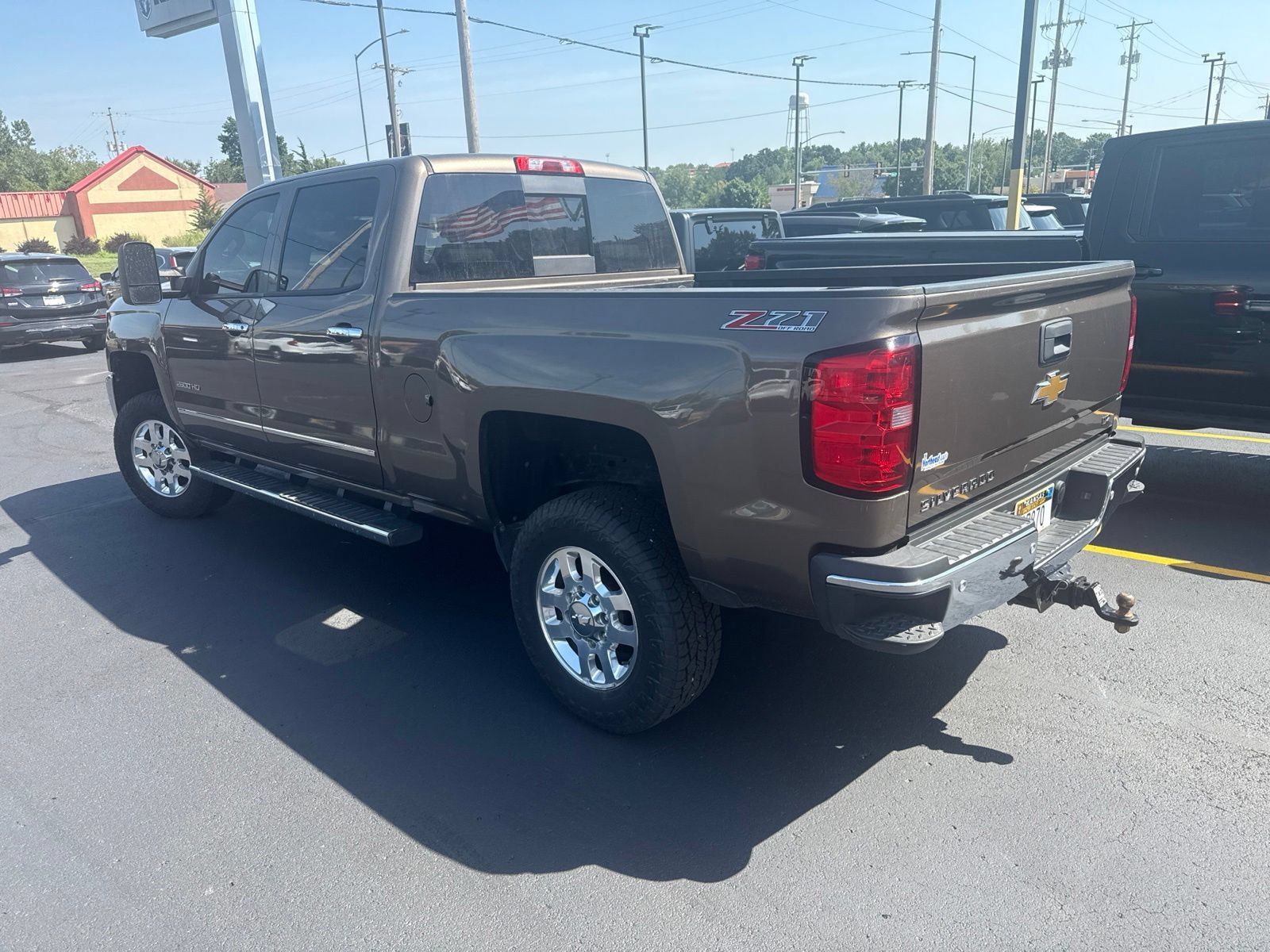 Used 2015 Chevrolet Silverado 2500 LTZ w/ LTZ Plus Package AWD/4WD image 4
