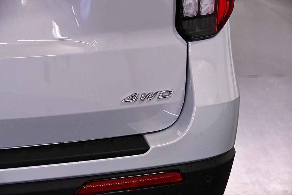 New 2026 Ford Explorer Active image 12