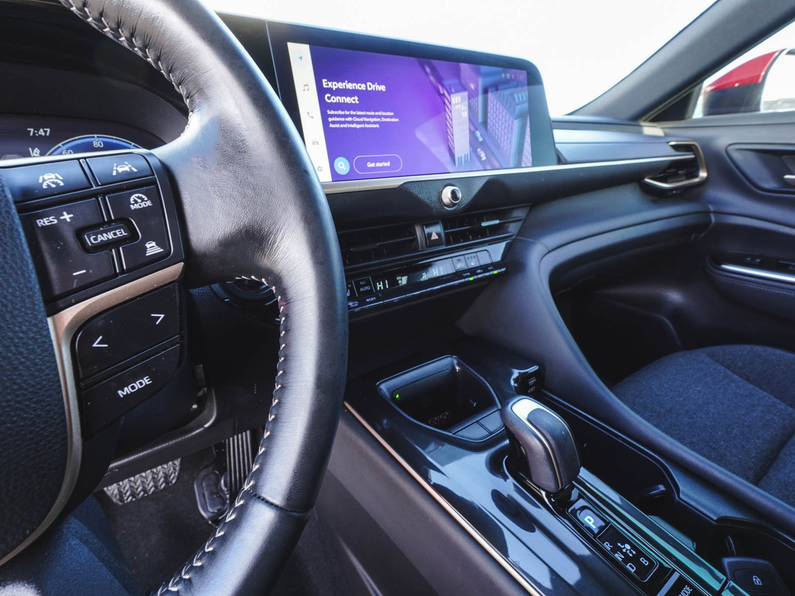 Used 2024 Toyota Crown XLE image 17