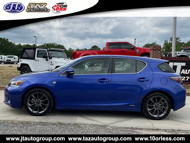 Used 2012 Lexus CT 200h Premium w/ F Sport Pkg w/Leather Trim FWD image 4