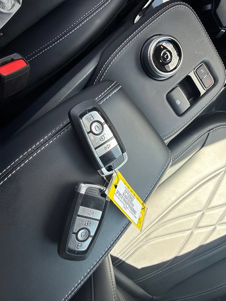 Used 2023 Ford Mustang Mach-E Select RWD image 5