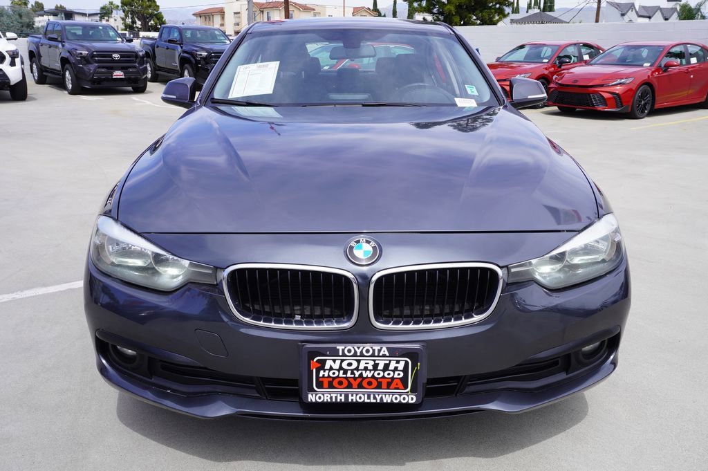 Used 2016 BMW 320i Sedan image 3